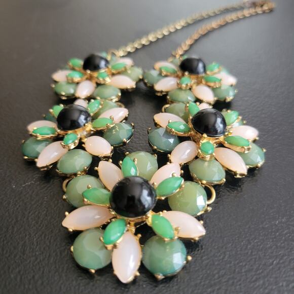 Vintage Necklace Jade Pink Black Flower Gold Tone 18 Inch Bling Whimsy Coquette - Picture 2 of 9